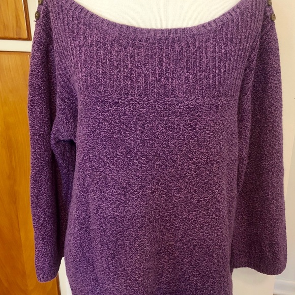 Sweater - Picture 2 of 3